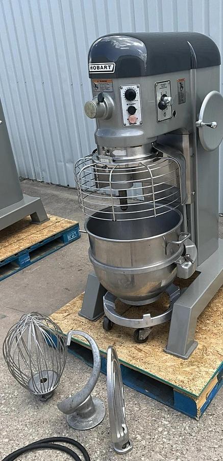 Used Hobart 60qt Dough mixer H600T Pizza Bakery Donut Pastry Shop bowl guard Hook 6