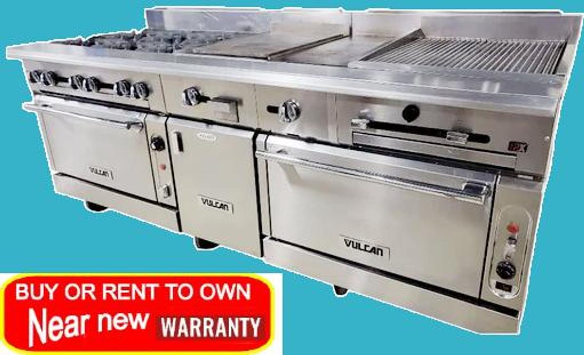 Used Vulcan VC0136-500 Custom Range: 6 Burners / 15-in Griddle / 12-in Hotplate / 24-in Char / Double Oven