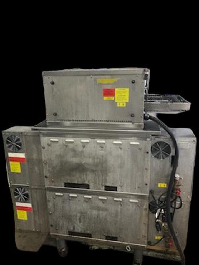 Used MIDDLEBY MARSHALL CTXS WOW 2 TOP, DZ 331 BOTTOM 2 GAS PS636G-2 TRIPLE STACK PIZZA OVENS,