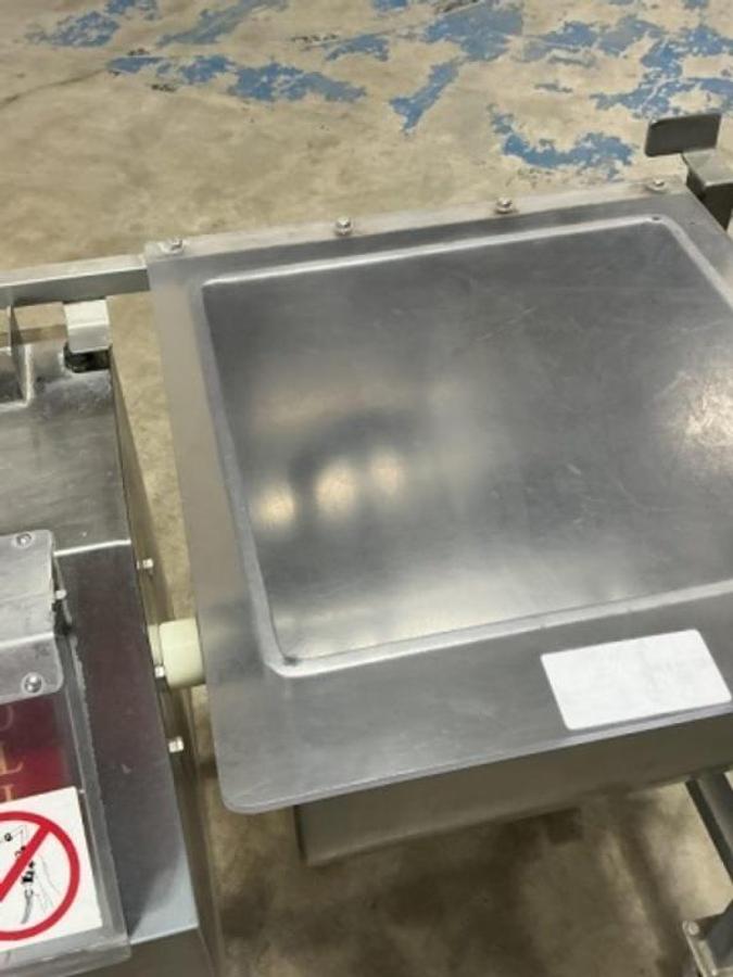 Used Clean Working Industrial Hollymatic HM-100 Mixer