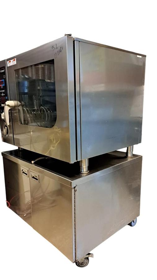 Used Henny Penny ESC610560-01 Combi Oven and Base -WARRANTY