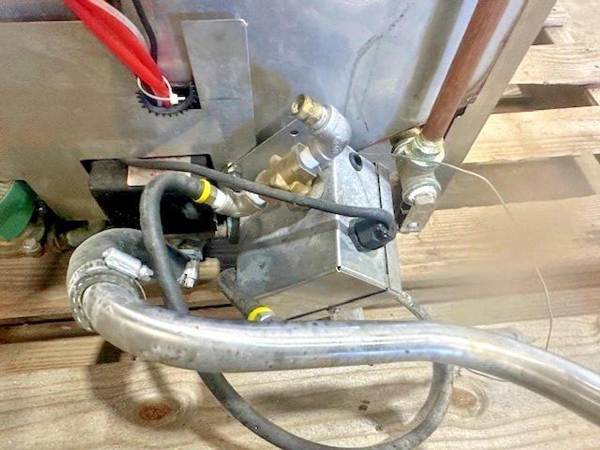 Used JACKSON DISHSTAR HT" HIGH TEMP UNDERCOUNTER DISHWASHER WITH 2 RACKS, 1PH