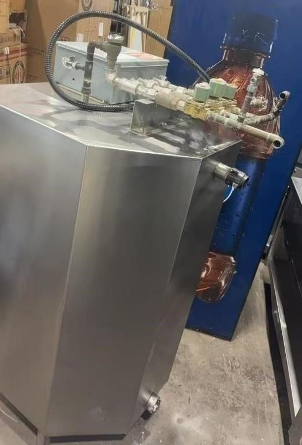 Used CRD Alvey 1024 Industrial Garbage Can Washer - like new condition