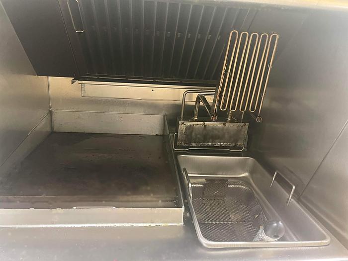 Used Wells ventless fryer and grill combo for Sale at Surrey Food E...