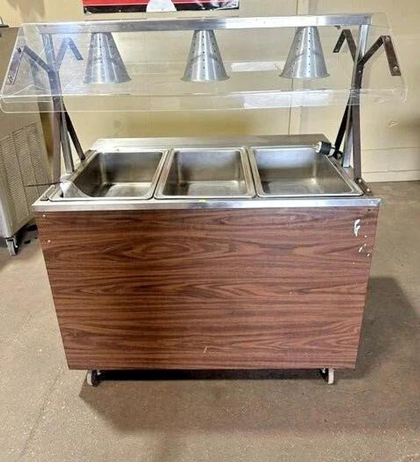 Used VOLLRATH 38935 3 WELLS HOT FOOD BUFFET TABLE WITH LIGHTED SNEEZE GUARD ON CASTER