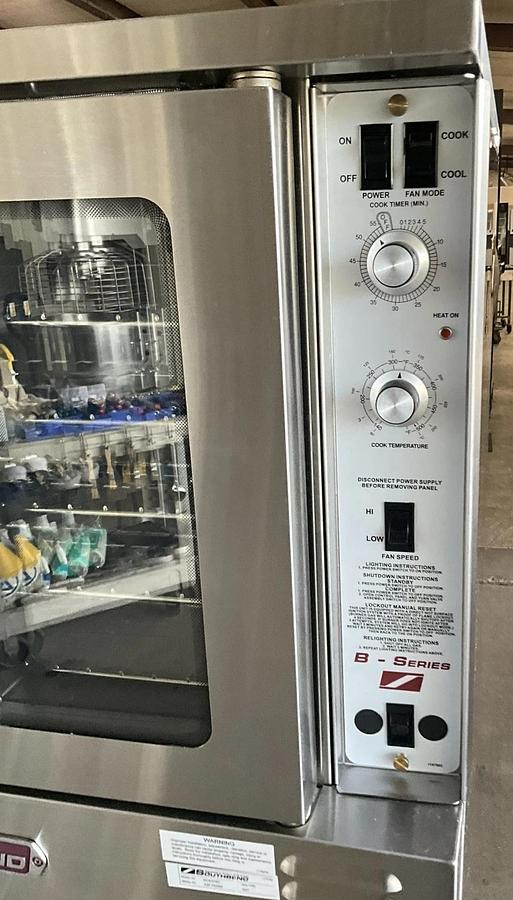 Used 2022 Southbend gas double stack convection oven BGS/23SC Double Deck Energy Star