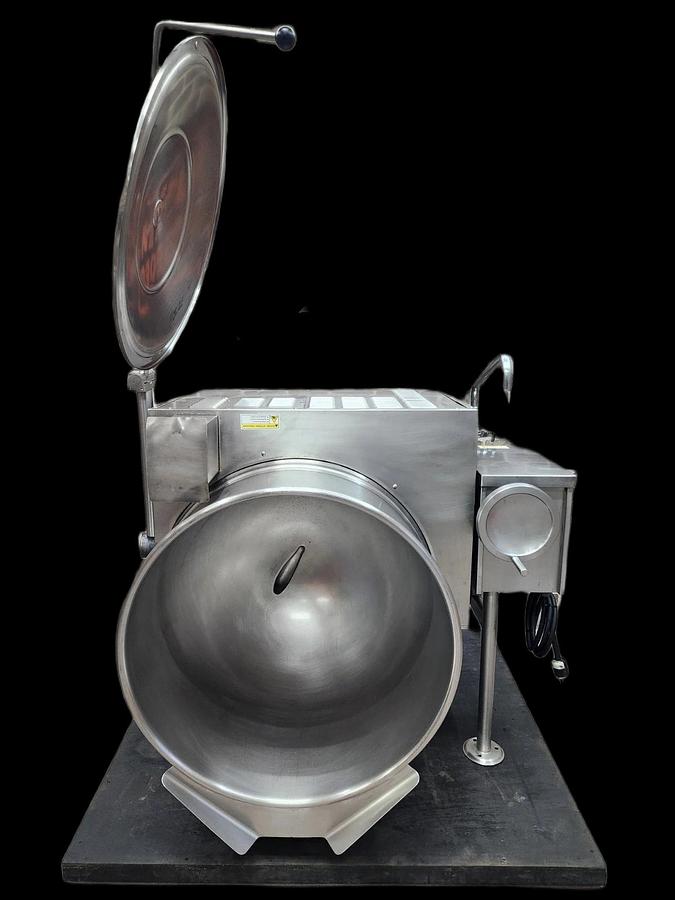 Used Cleveland 60 Gallon Gas Tilting Steam Kettle