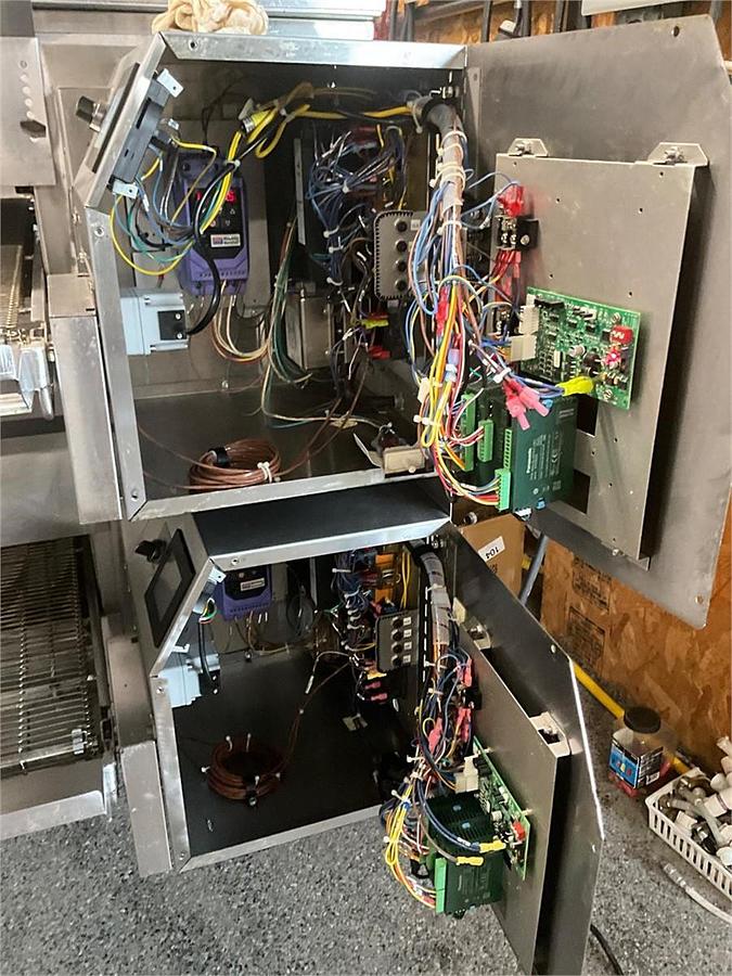 Used 2023 Middleby Marshall gas conveyor double oven - PS638G