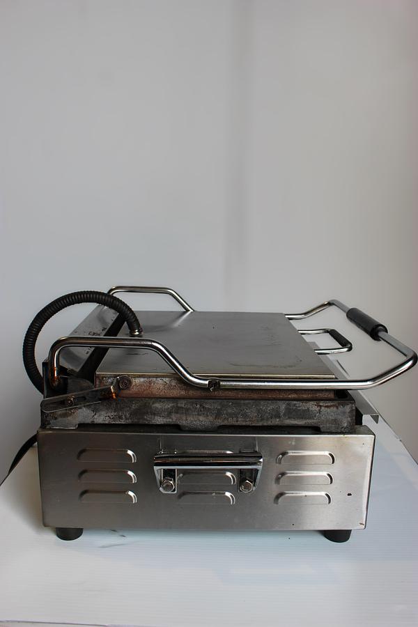 Used Waring Ribbed Panini Grill