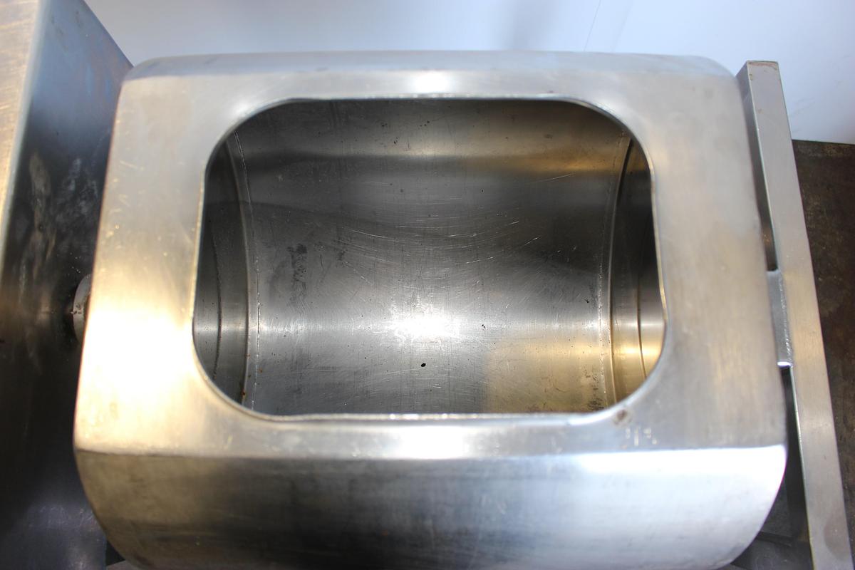 Used AyrKing Vacuum Tumbler Breader / Marinator 40.6 L - 120V - see video