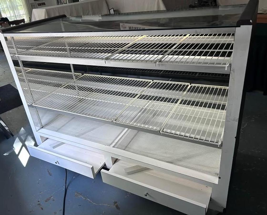 Used Dry Commercial Bakers Display Case