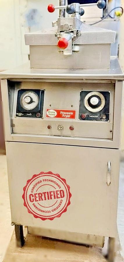 Used Henny Penny Pressure Fryer - Model 600 - natural gas