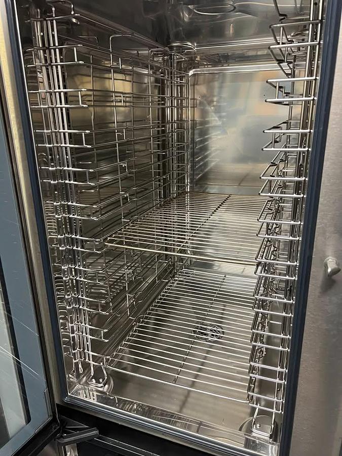 Used Lainox Naboo Combi Oven - DEMO MODEL - C/W WARRANTY