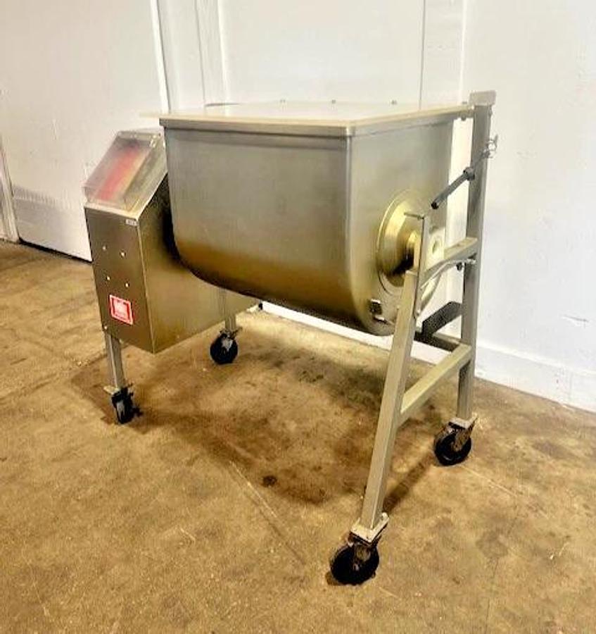 Used HOLLY 200"H.D COMMERCIAL 220/440 V, 3PH MEAT MIXER/GRINDER W/ TOP COVER