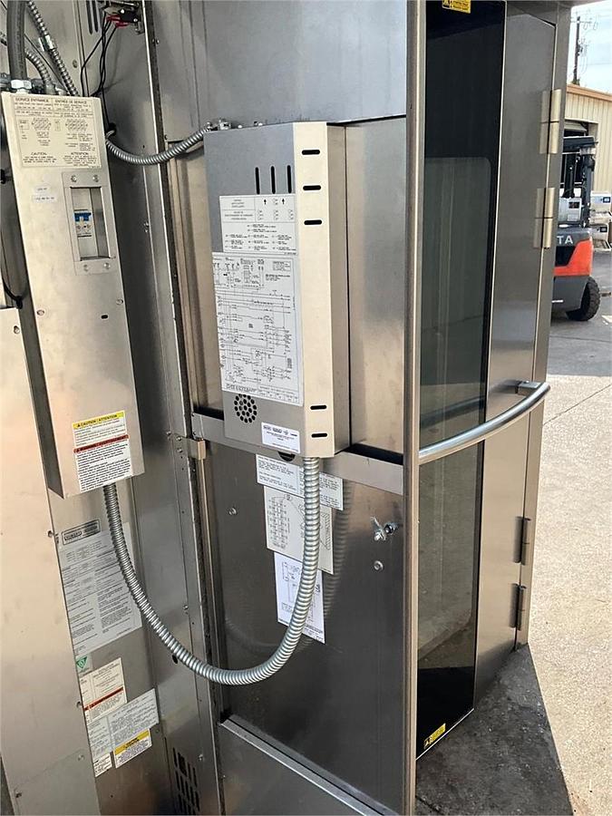 Used Baxter gas double rack oven