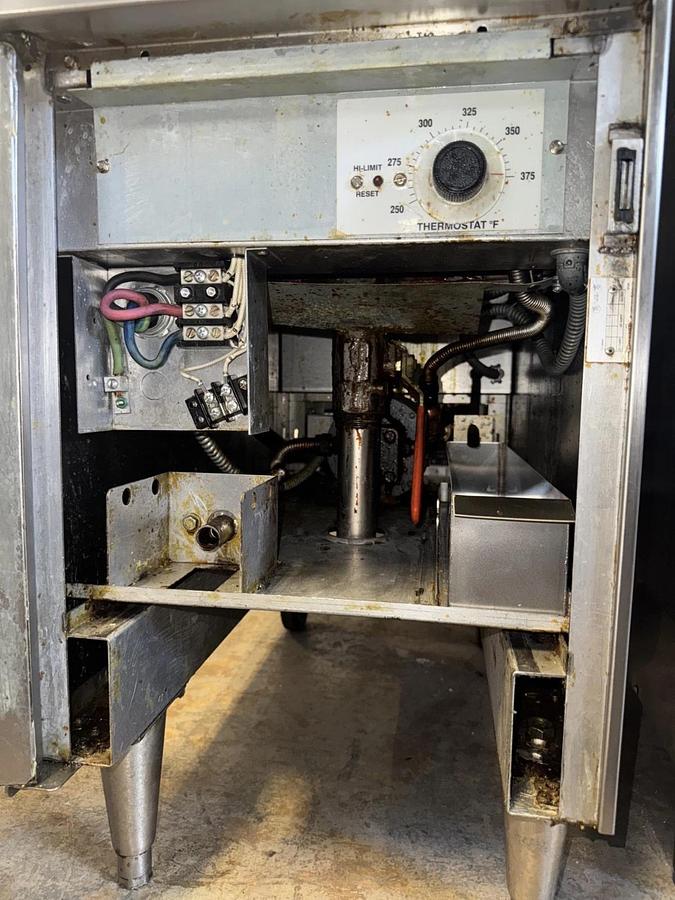 Used Electric Ventless Fryer WELLS WVAE-55F 55lbs