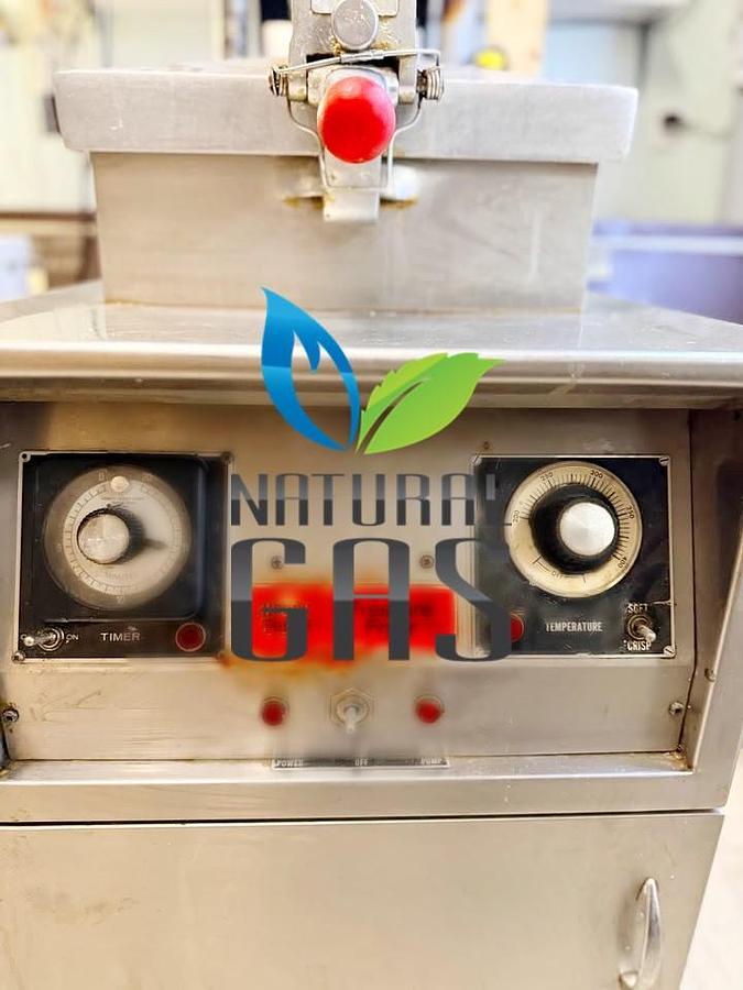 Used Henny Penny Pressure Fryer - Model 600 - natural gas
