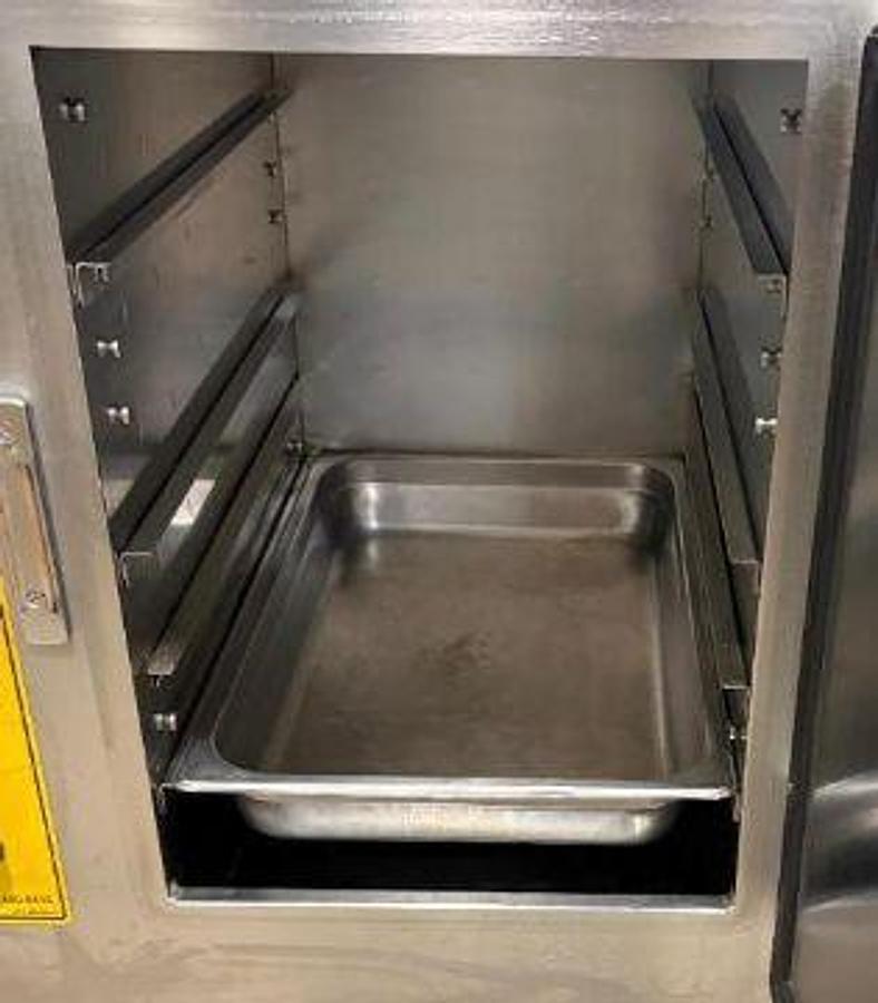 Used ACCUTEMP 208D8-310 ELECTRIC STEAM N' HOLD STEAMER 