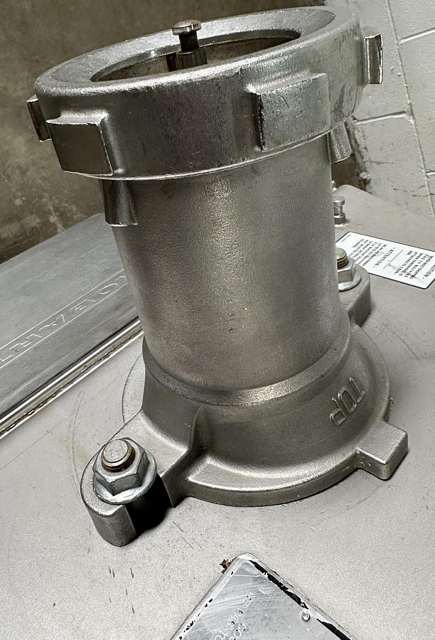 Used Hobart Meat Grinder MG1532