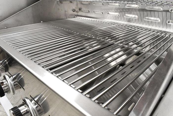 Stainless Steel Propane Outdoor BBQ Grill, 8 Burners, 128000BTU, Top And Side Shelf, 2 Roll Domes