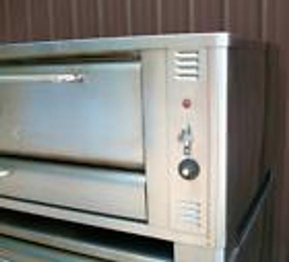 Refurbished 2 BLODGETT 1060 HIGH BTU 120K NATURAL DECK GAS DOUBLE PIZZA OVEN WITH NEW STONE
