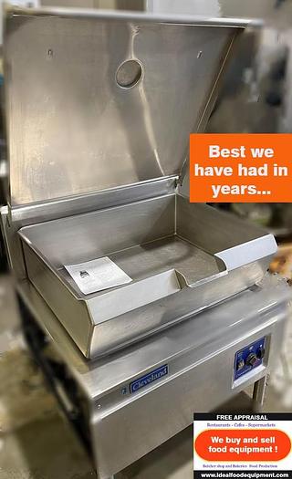 Used Cleveland Gas Tilting Skillet - Electric lift