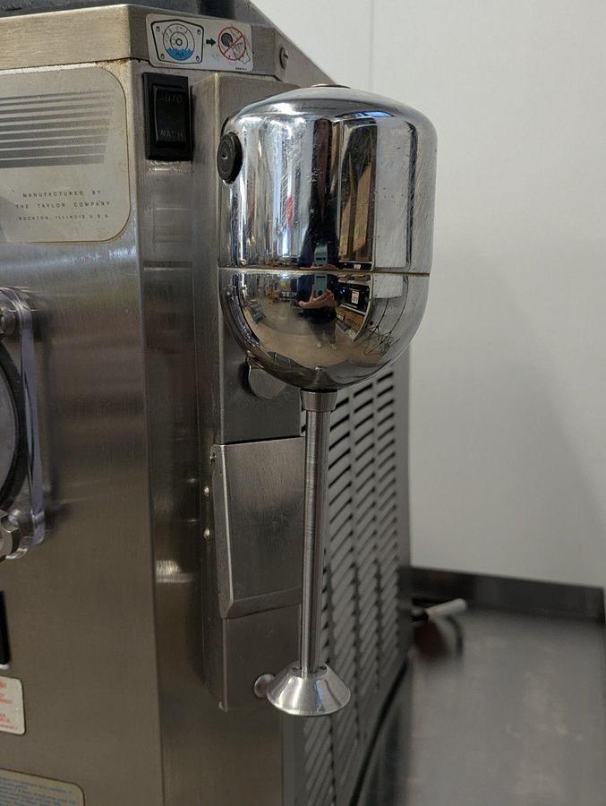 Used Taylor 430-12 Frozen Uncarbonated Beverage Freezer, Single Flavor