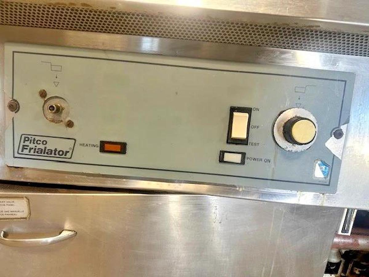 Used PITCO F18SS-CLQV"H.D COMMERCIAL N GAS FRYER WITH DUMPSTER AND 6 BASKETS
