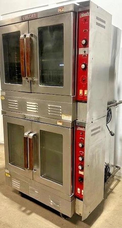 Used VULCAN SG1010T" COMMERCIAL N GAS DOUBLE STACK CONVECTION OVEN 