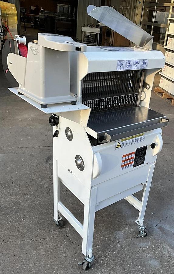 Used 2019 Oliver Bakery Bread Slicer 777-NT with zip tie bag sealer Artisan Bread