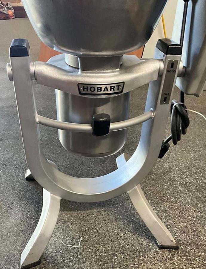 Used Hobart HCM 30qt chopper mixer