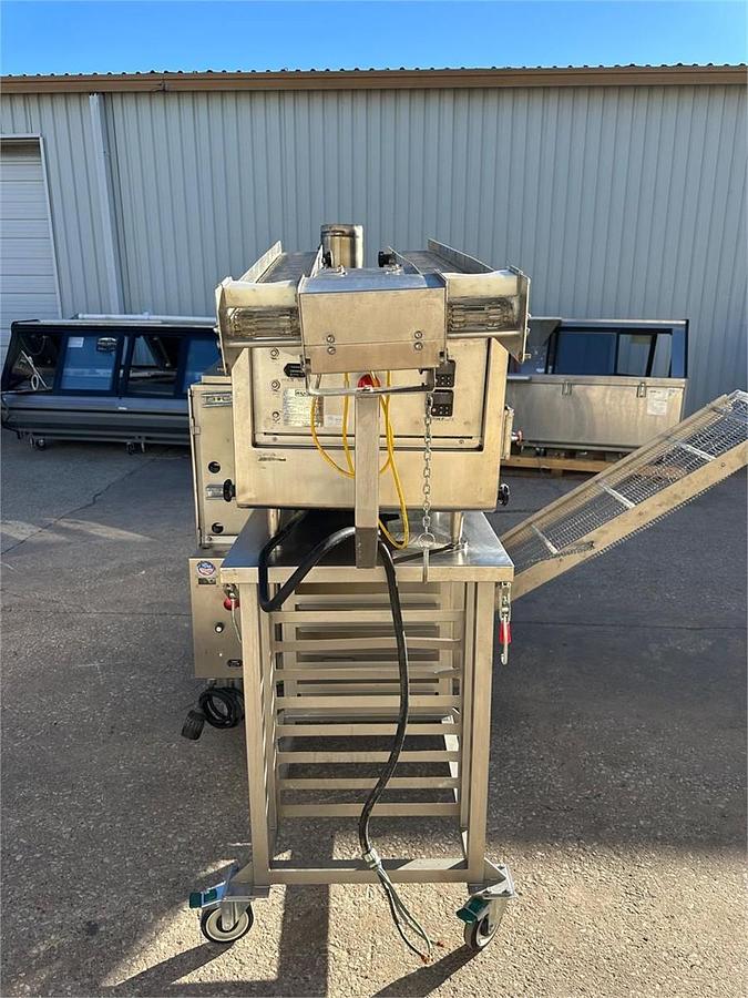 Used Be&sco Beta Max tortilla press and oven