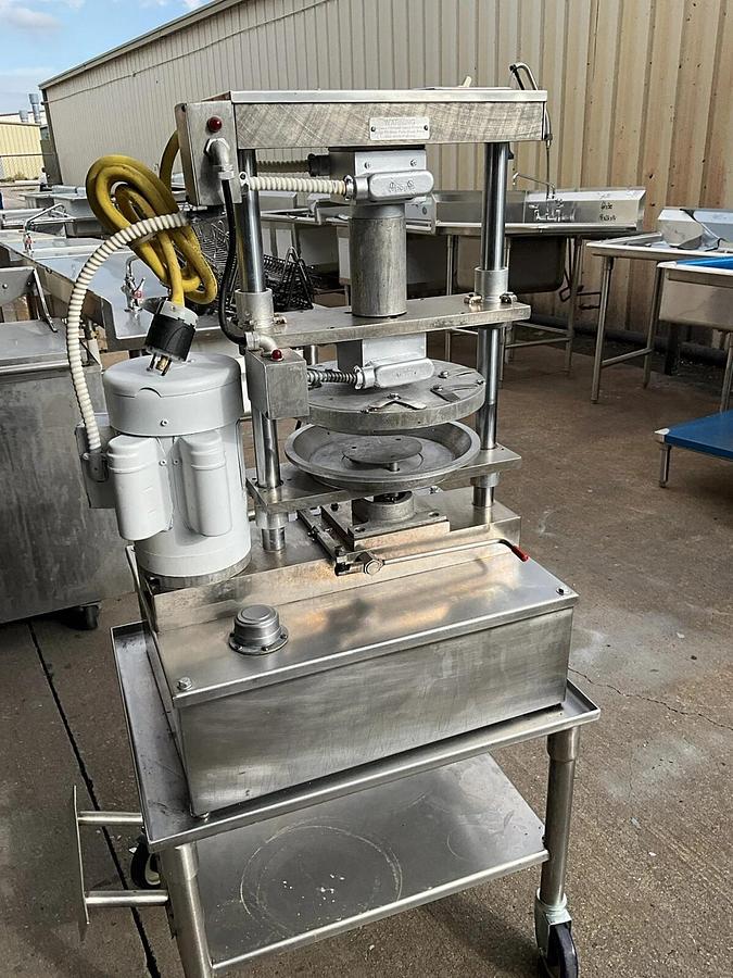 Used Comtec 2200 semi automatic pie press with 11" die set Pie Crust Dough Pumkin