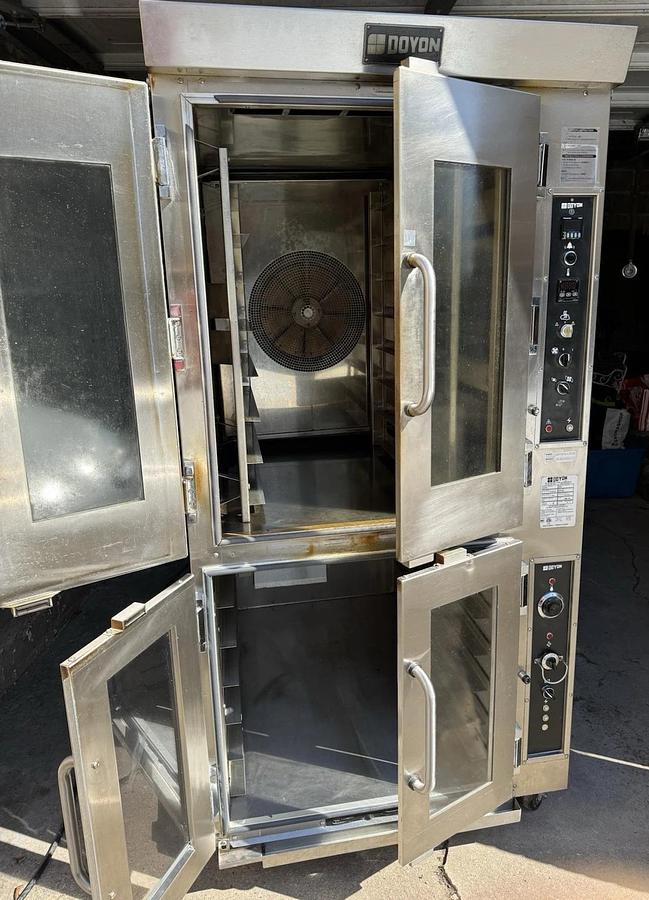 Used Doyon JAOP8G natural gas oven and electric proofer below