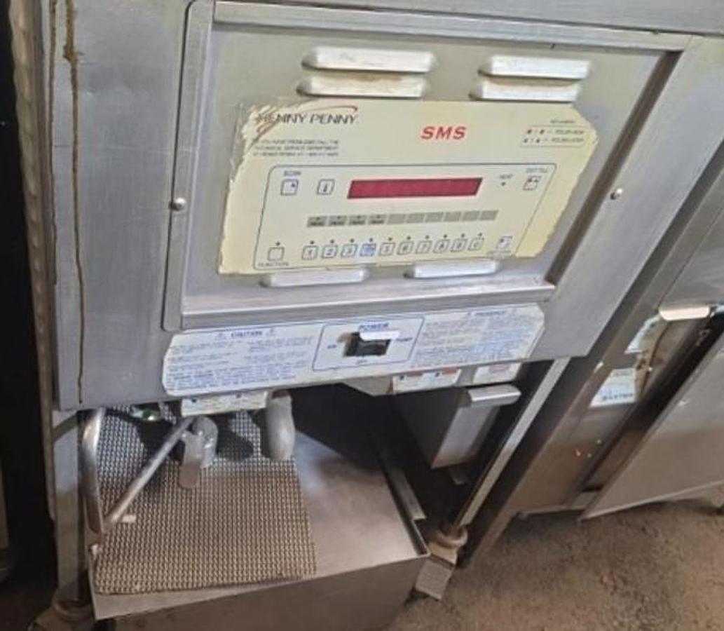Used Henny Penny pressure fryer