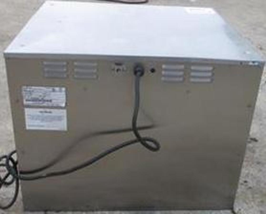 Used Alto Shaam 2 drawer warmer