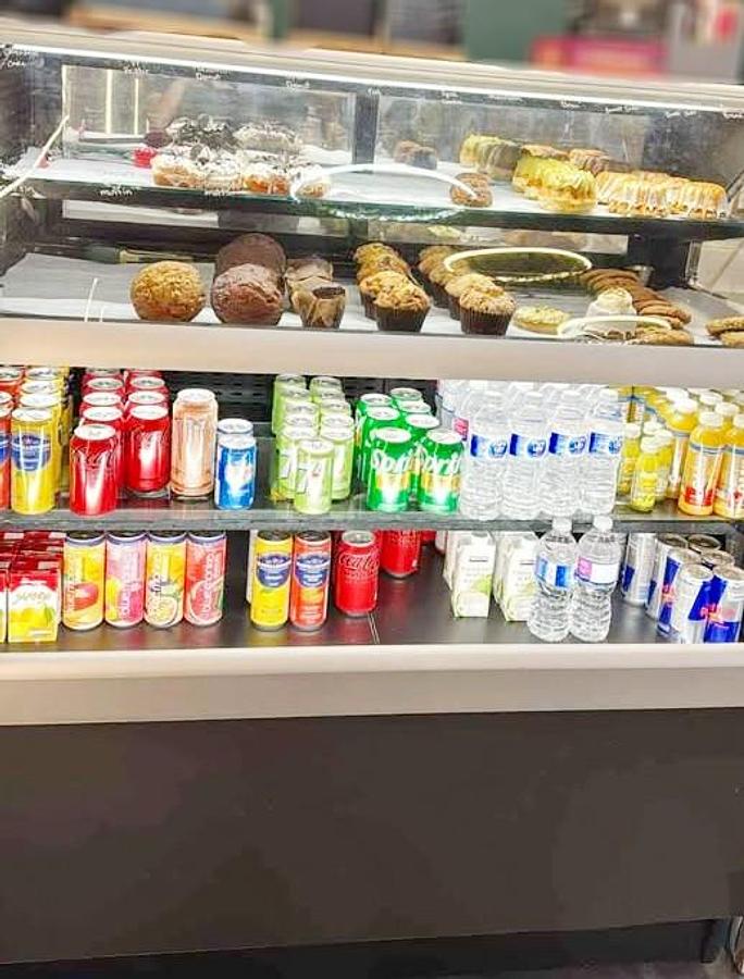 Used Refrigerated grab and go with dry show case above