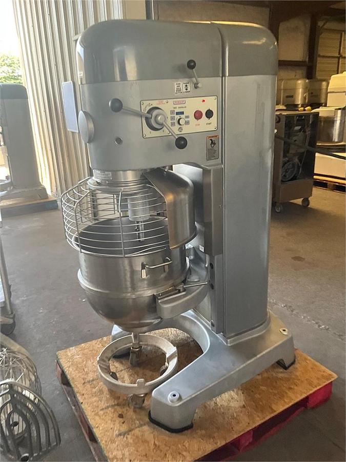 Used Hobart M802 80qt dough mixer