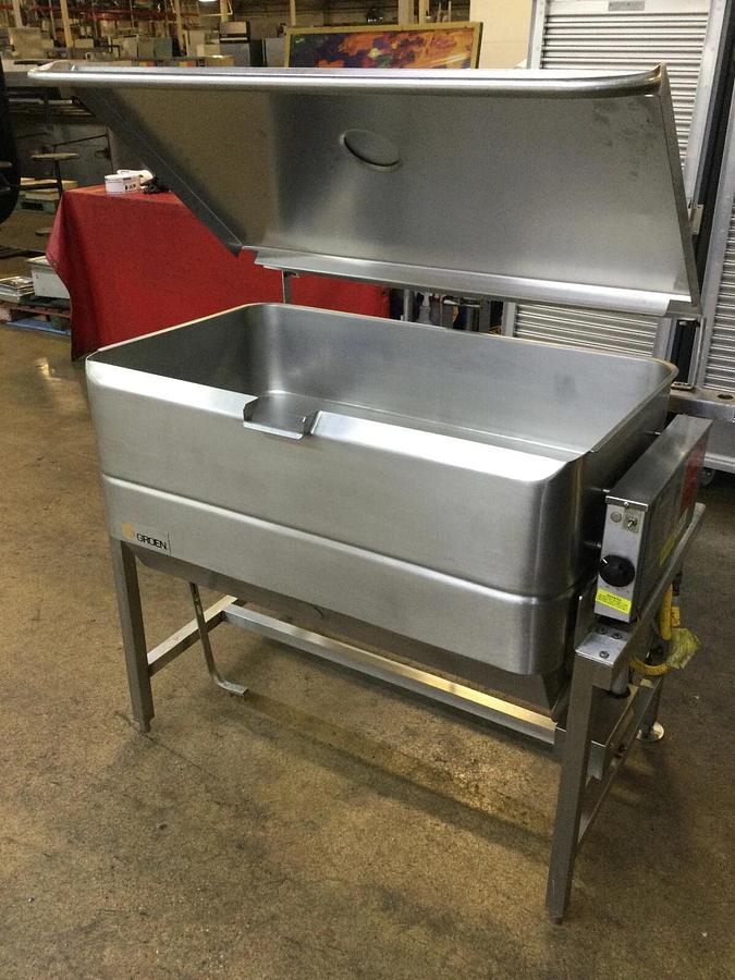 Refurbished Groen 40 Gallon Electric Auto Tilt Skillet NFPC-4