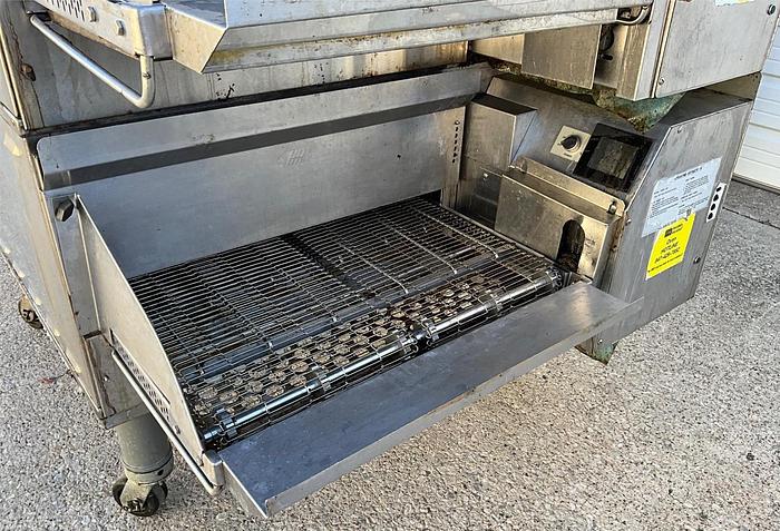Refurbished 2019 Middleby Marshall gas conveyor oven -Model 638G - TRIPLE DECK