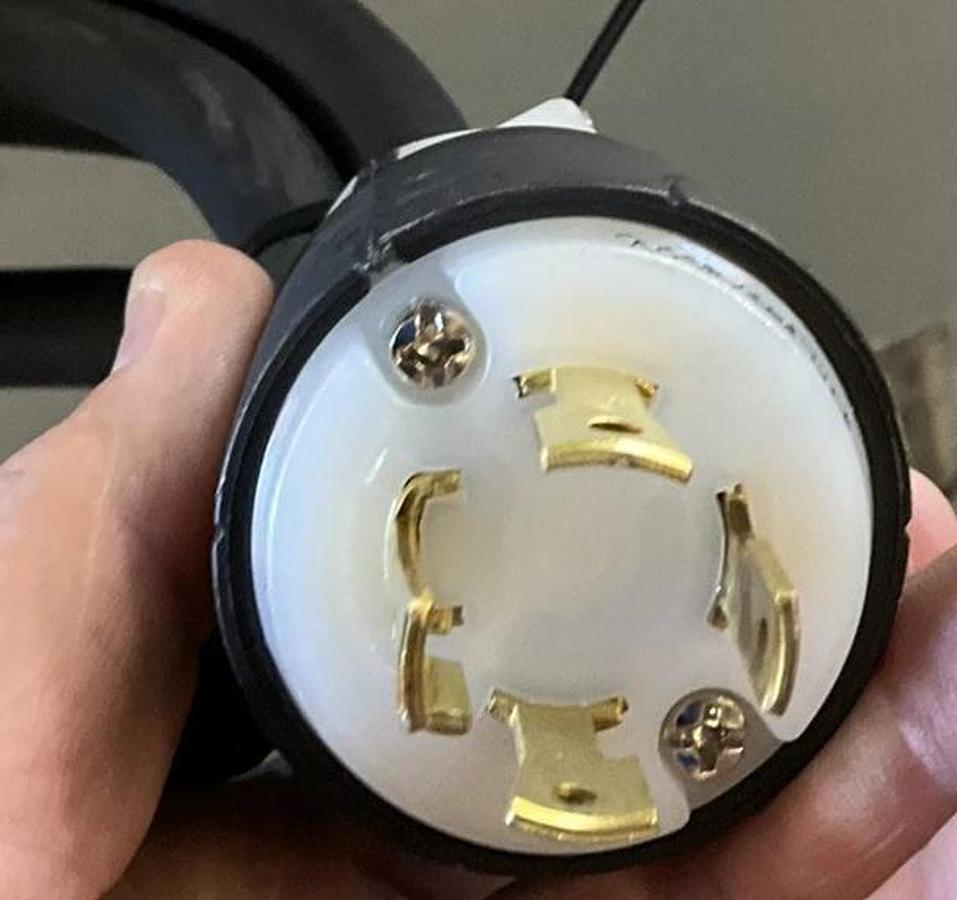 Used Imperial IR-4-E 24" commercial 4 Element Electric Range w/ Standard Oven