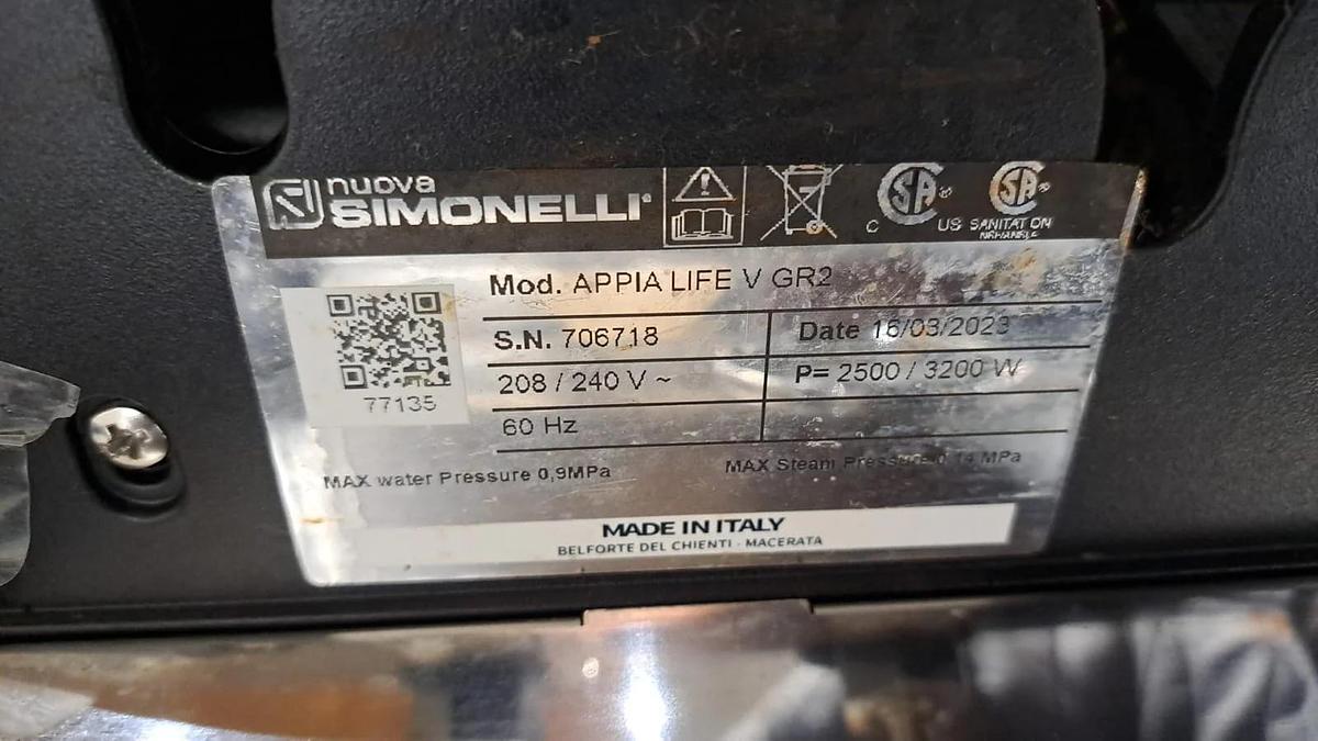 Refurbished Nuova Simonelli Appia Life Espresso Machine 2 Group