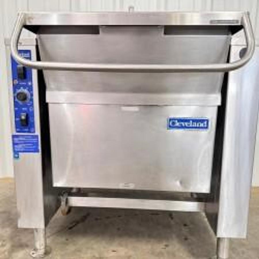 Used Cleveland Tilt Skillet 30 Gallon Gas Auto Tilt