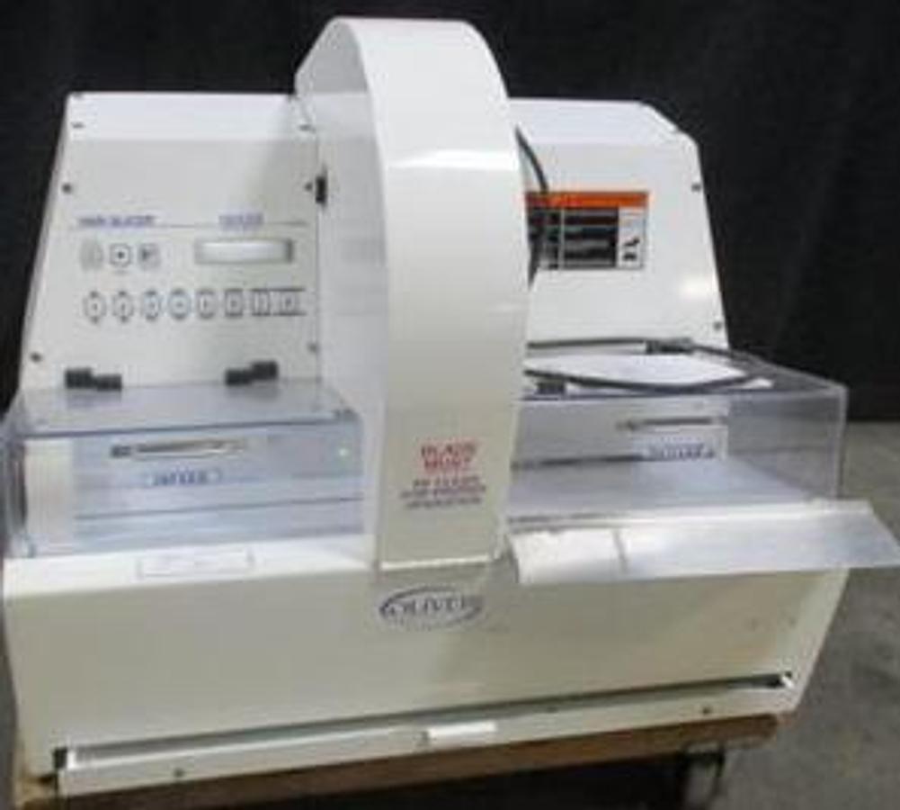 Used Oliver Countertop Model 2005 Vari Slicer Bread Slicer, Great Working Condition!