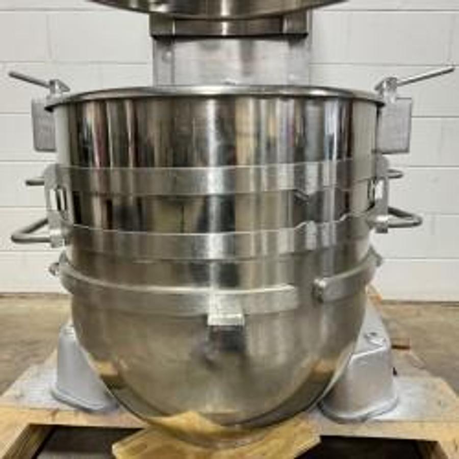 Used Hobart 140 Quart Mixer HL1400 With Bowl Guard and 80 Quart Step Down