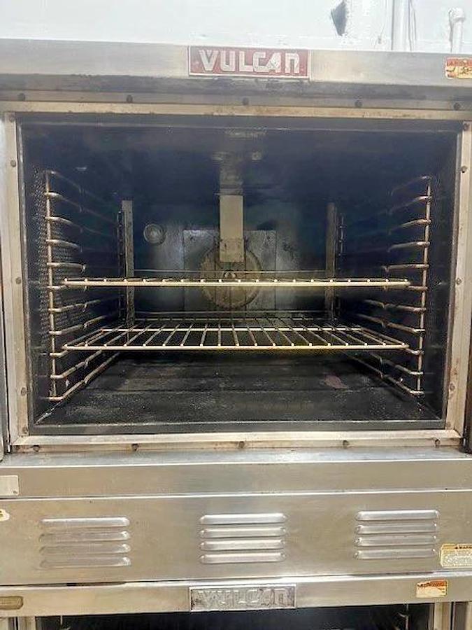 Used VULCAN SG1010T" COMMERCIAL N GAS DOUBLE STACK CONVECTION OVEN 