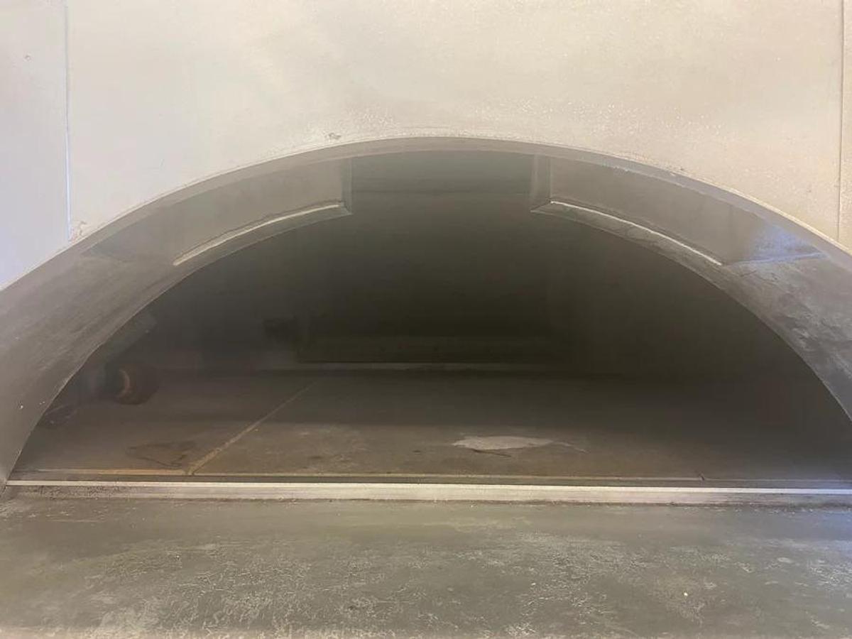 Used Bakers Pride FC616/Y600 Double Deck Natural Gas Pizza Oven - SUPER DEAL