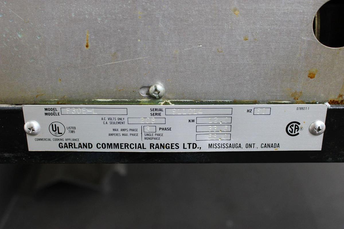 Refurbished GARLAND F30E-L ELECTRIC TILTING SKILLET, 208V 3PH