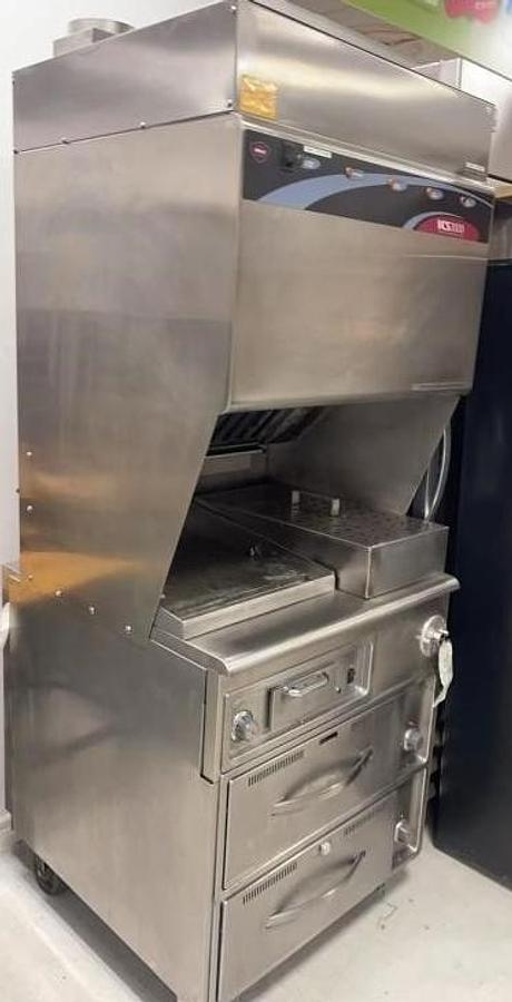 Used WELLS ELECTRIC VENTLESS FRYER / GRIDDLE & DRAWER
