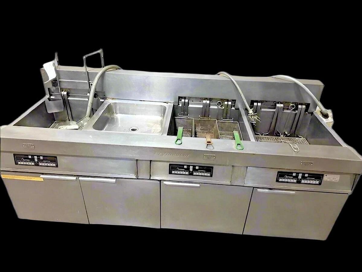 Used FRYMASTER FPC128/236" ELECTRIC 2 FRYING WELLS, DUMP STATION, PASTA COOKING WELL